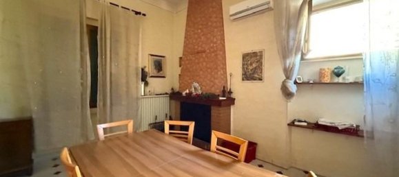 Дом с 7 комнатами в Торре де Пассери, Италия № 283464 6