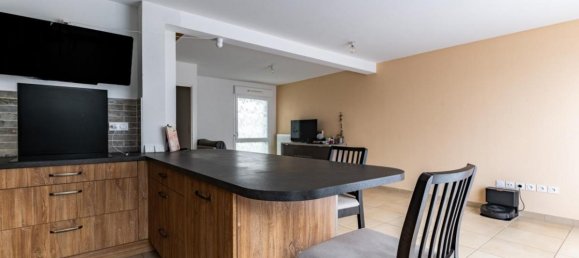 2 bedrooms House in Dijon, France No. 204260 3