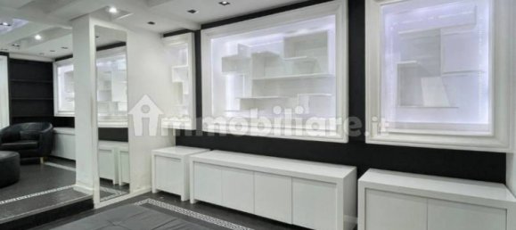 5غرفة عقار تجاري في Palermo, Italy رقم 335084 8