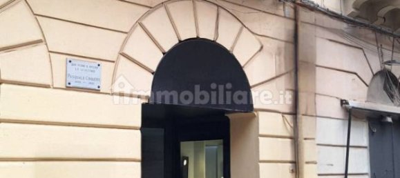 5غرفة عقار تجاري في Palermo, Italy رقم 335084 2