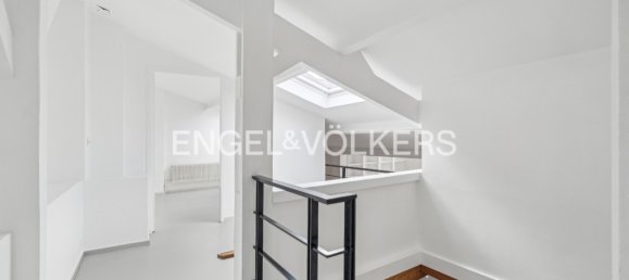 Apartamento de 2 dormitorios en Paris, France No. 176919 5