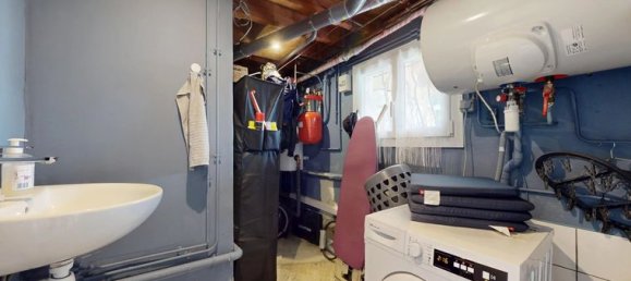 3 bedrooms House in Coubron, France No. 358515 16