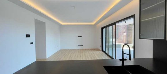 3 Schlafzimmer Wohnung in Germasogeia, Cyprus, Nr. 74878 9