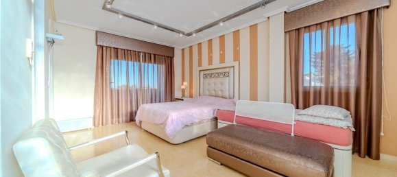 5 bedrooms Villa for sale in Torrevieja, Alicante, Valencian Community, Spain № 365564 26