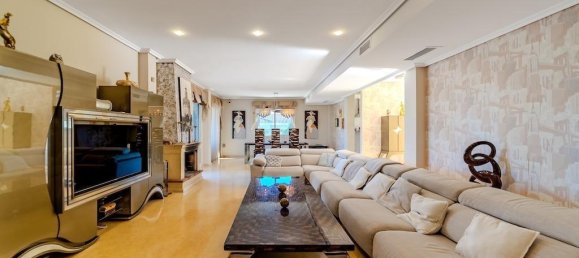 5 bedrooms Villa for sale in Torrevieja, Alicante, Valencian Community, Spain № 365564 3