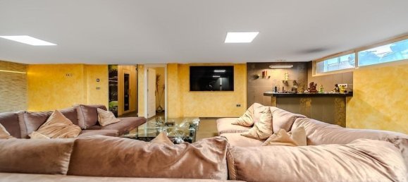 5 bedrooms Villa for sale in Torrevieja, Alicante, Valencian Community, Spain № 365564 22