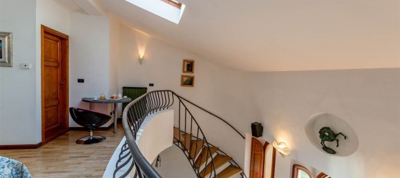 5 bedrooms Apartment in Castiglione del Lago, Italy No. 335817 6