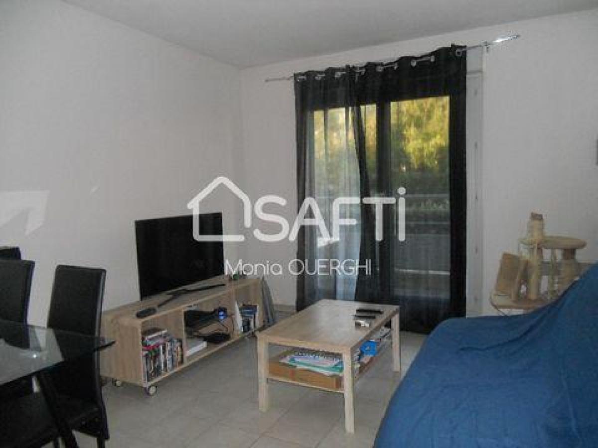 Studio in Vinay, France, Nr. 33266