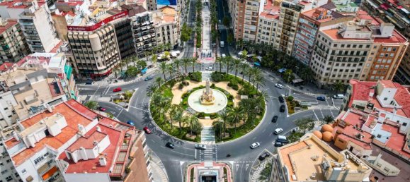 3 bedrooms Apartment in Alicante, Spain No. 181608 32