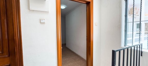 3 bedrooms Apartment in Alicante, Spain No. 181608 10