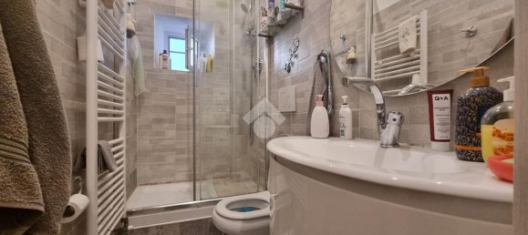 Квартира с 4 комнатами в Генуя, Италия № 233609 15