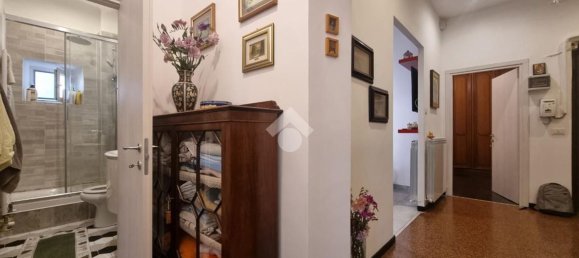 Квартира с 4 комнатами в Генуя, Италия № 233609 14