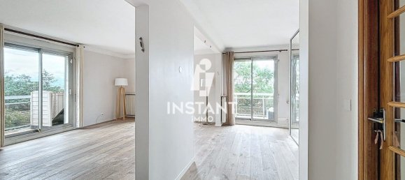 2 chambres Appartement à Le Raincy, France No. 179185 4