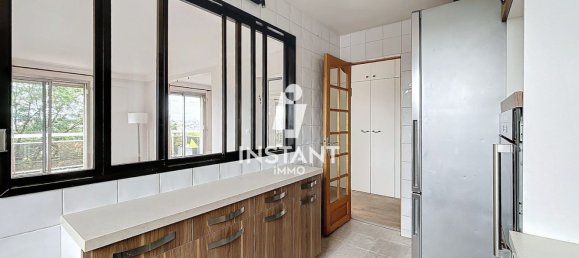 2 chambres Appartement à Le Raincy, France No. 179185 10