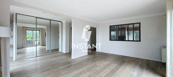 2 chambres Appartement à Le Raincy, France No. 179185 6