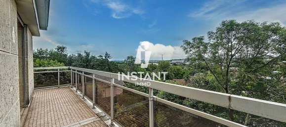 2 chambres Appartement à Le Raincy, France No. 179185 2