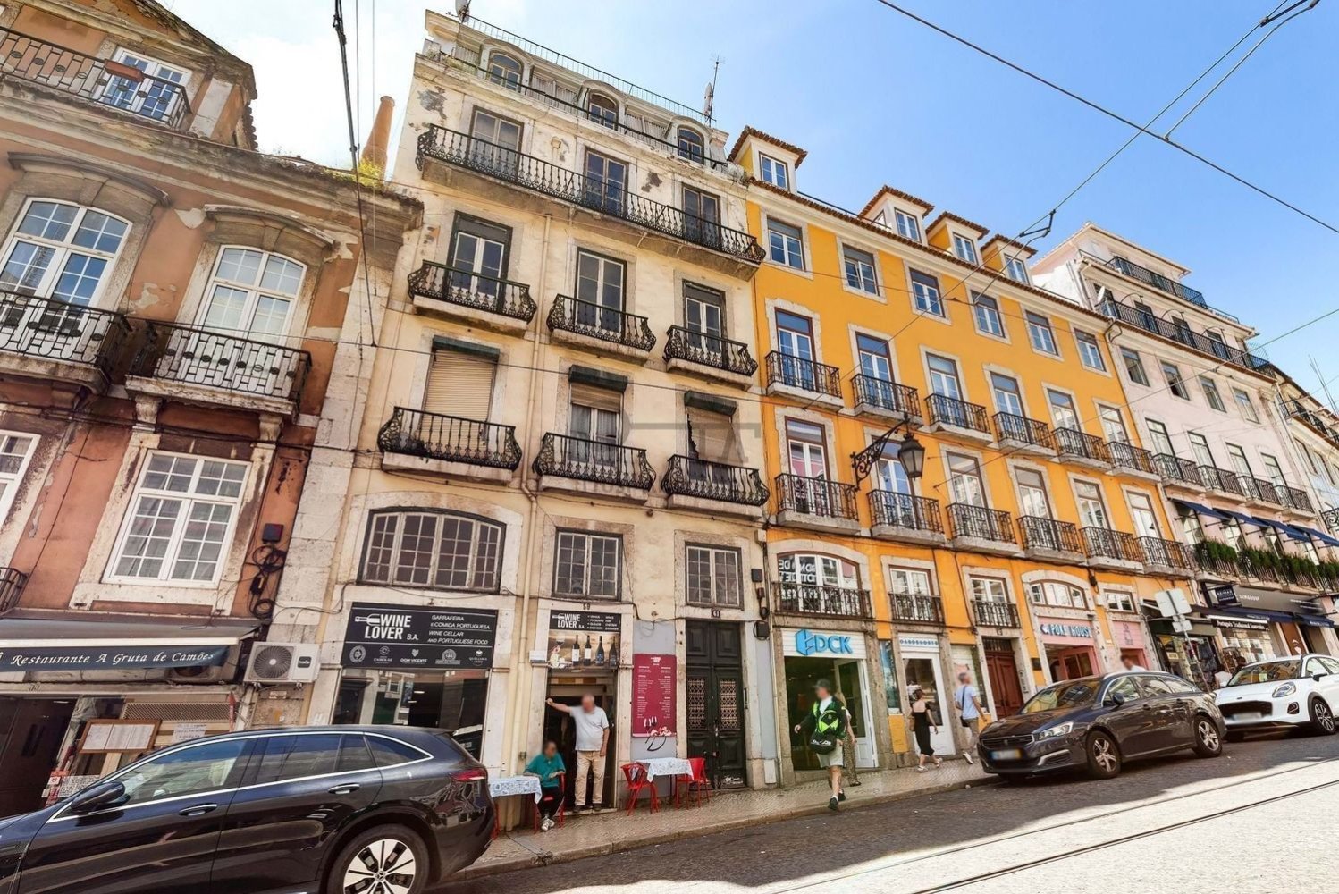 1684m² Building in Lisbon, Portugal No. 343975