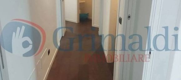 Penthouse T3 em Lissone, Italy N.º 178140 9