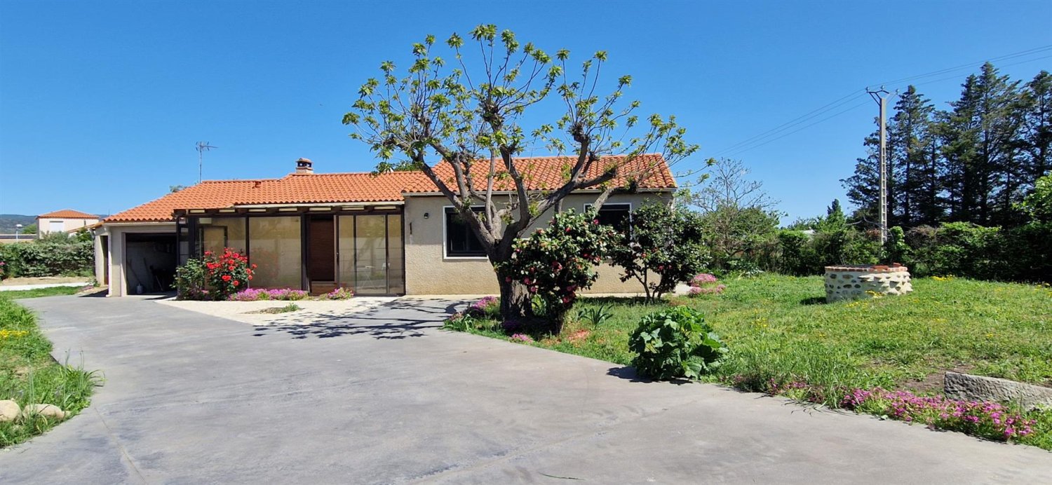 3 bedrooms Villa in Pyrenees-Orientales, France No. 360892