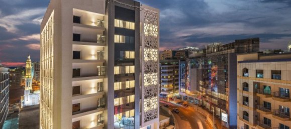 Edificio en Dubai, UAE 39948 m² No. 8920 4