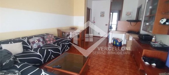 3-Zimmer Wohnung in Novara, Italy, Nr. 76473 2