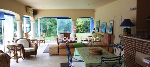 4 bedrooms House in Villemandeur, France No. 51827 3