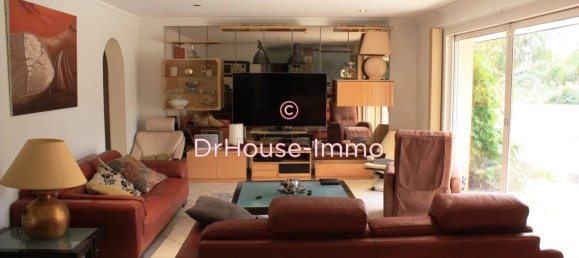 4 bedrooms House in Villemandeur, France No. 51827 7