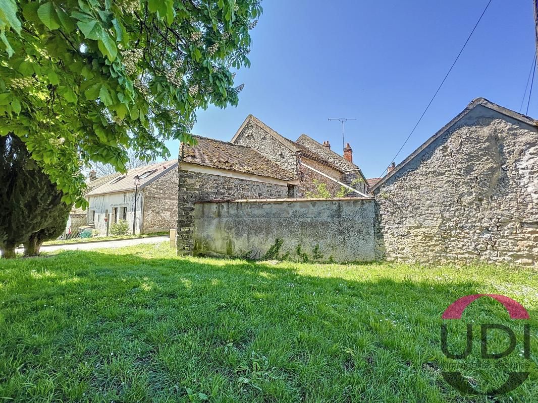 3 Schlafzimmer Haus in Mondeville, France, Nr. 180910
