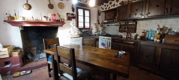 8 rooms House in Pietrasanta, Italy No. 233851 11