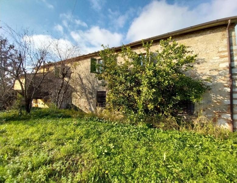 8 rooms House in Pietrasanta, Italy No. 233851