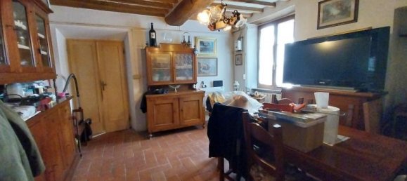 8 rooms House in Pietrasanta, Italy No. 233851 13