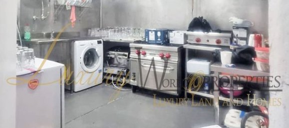 Коммерческая недвижимость 84м² в Адехе, Испания № 95484 9