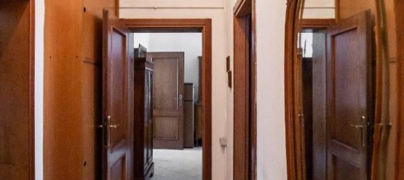 3-salle Appartement à Lodi, Italy No. 43446 11