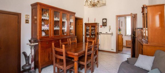 3-salle Appartement à Lodi, Italy No. 43446 7