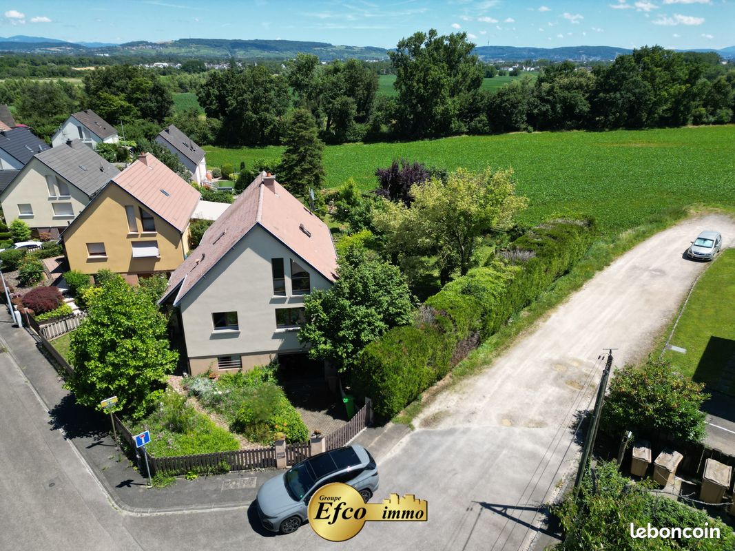 3 bedrooms House in Saint-Louis, France No. 272259