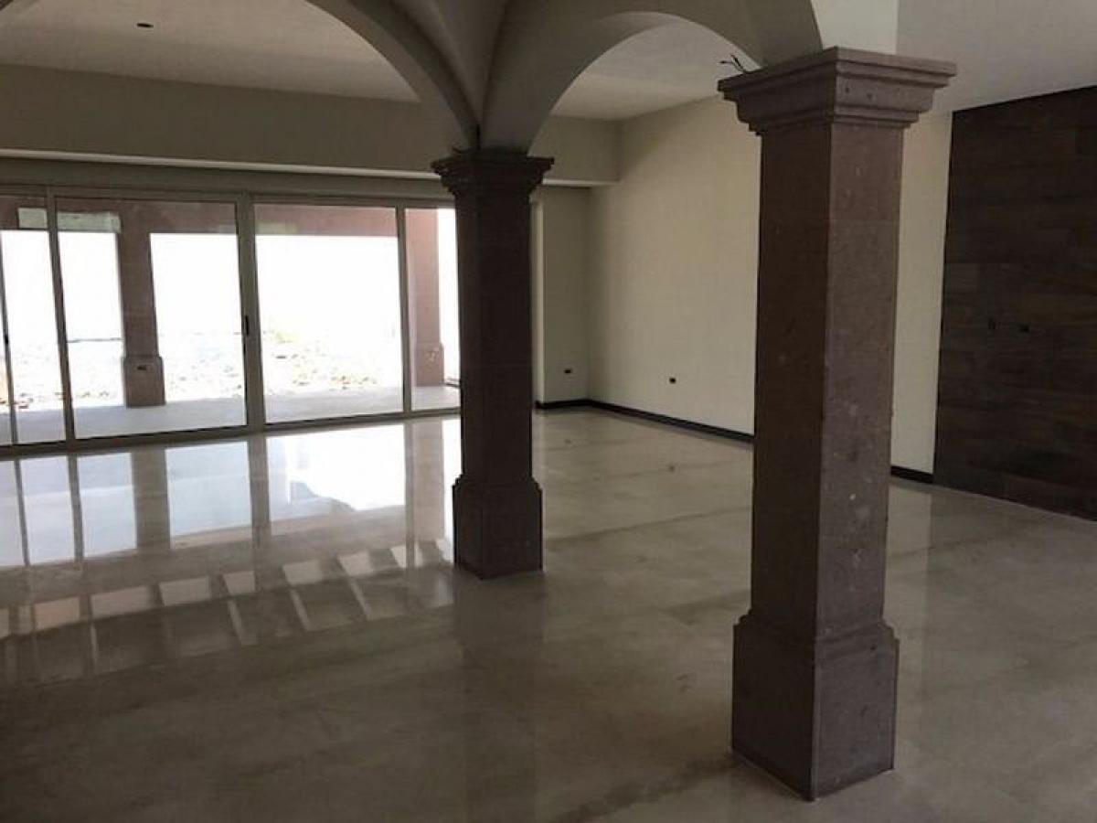 3 bedrooms House in Nuevo Leon, Mexico No. 154223