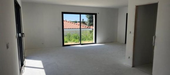 4 غرف نوم فيلا في Saint-Martin-du-Mont, France رقم 312781 5