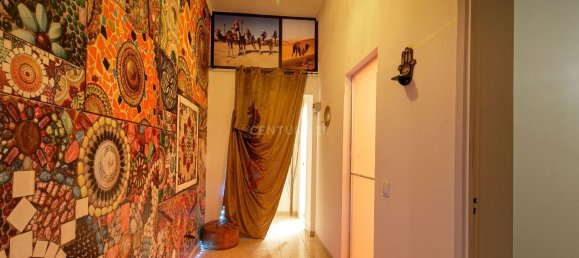 65m² Commercial property in Portimao, Portugal No. 153100 3