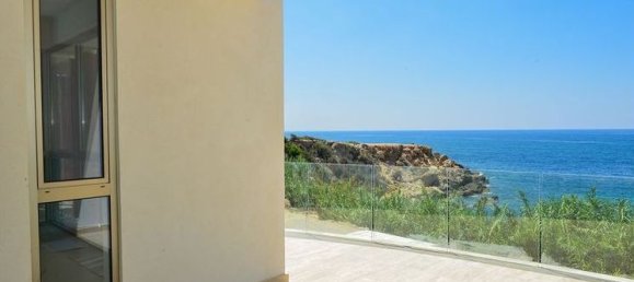 3 bedrooms Villa in Chloraka, Cyprus No. 32198 10