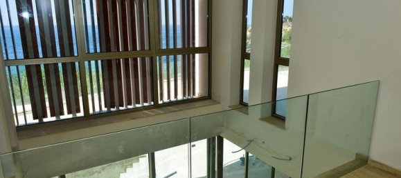 3 bedrooms Villa in Chloraka, Cyprus No. 32198 9