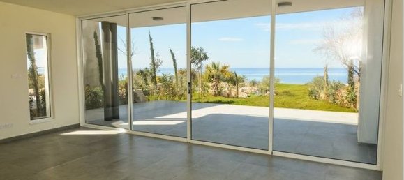 3 bedrooms Villa in Chloraka, Cyprus No. 32198 15