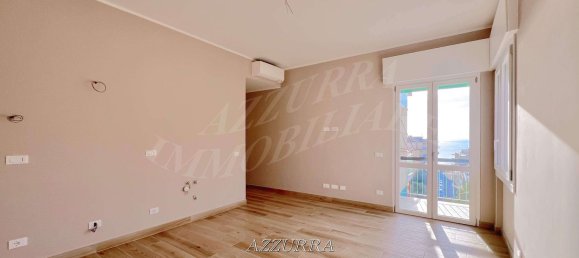 3غرفة شقة في Varazze, Italy رقم 222108 2