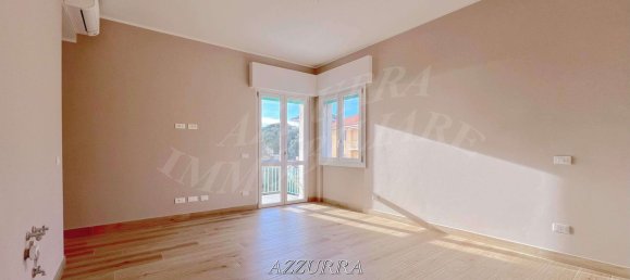 3غرفة شقة في Varazze, Italy رقم 222108 13