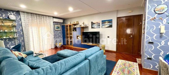 2 bedrooms Apartment in Pozzuoli, Italy No. 333807 3