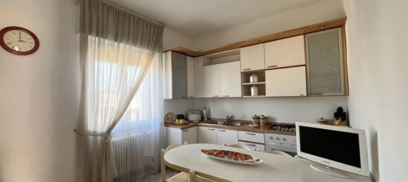 3غرفة شقة في Carimate, Italy رقم 22413 26