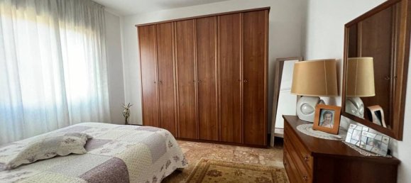 3غرفة شقة في Carimate, Italy رقم 22413 34