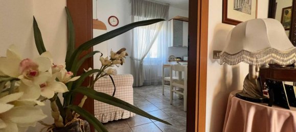 3غرفة شقة في Carimate, Italy رقم 22413 9