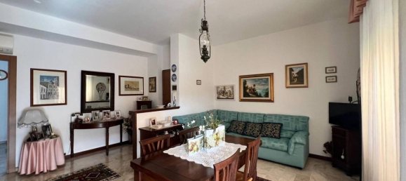 3غرفة شقة في Carimate, Italy رقم 22413 12