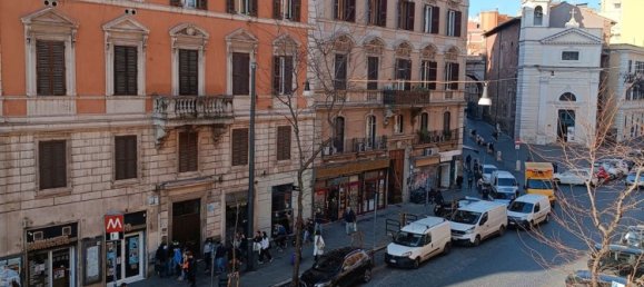 5 rooms Apartment in Rome, Italy No. 202619 14