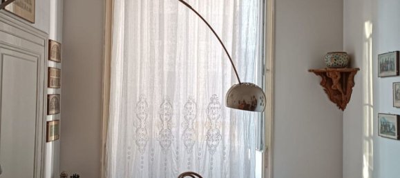 5 rooms Apartment in Rome, Italy No. 202619 8